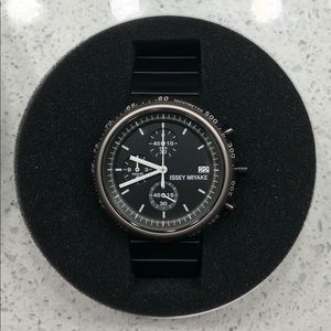 Issey Miyake Trapezoid Dark Gray Men’s Watch
